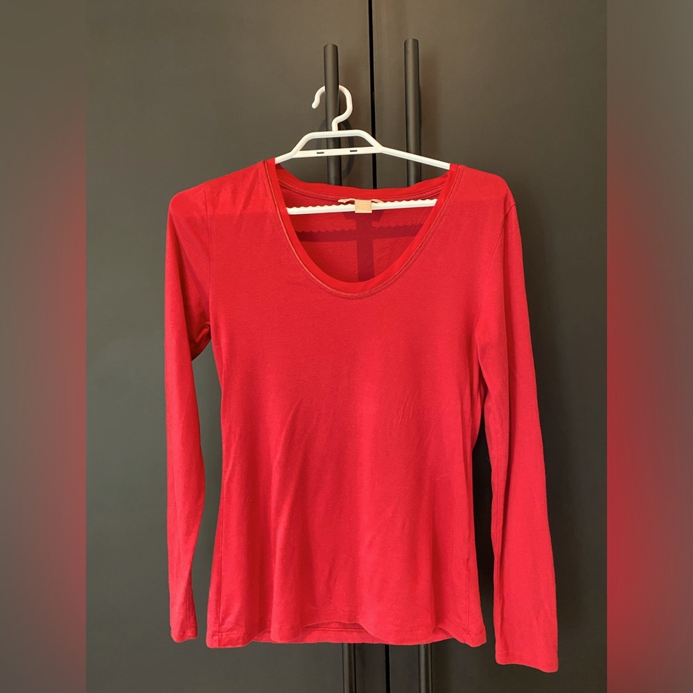Banana Republic red size S long sleeve tee